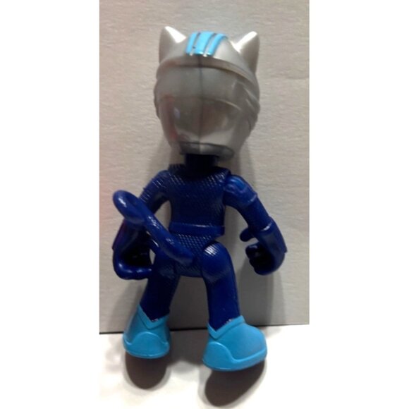 Lot of 4 PJ Masks Mini Action Figures (1) Blue Catboy & (3) Red Owlettes - Picture 4 of 10